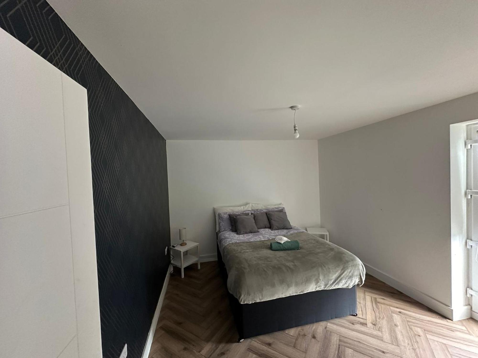 Brand New Luxury Modern Spacious Birmingham