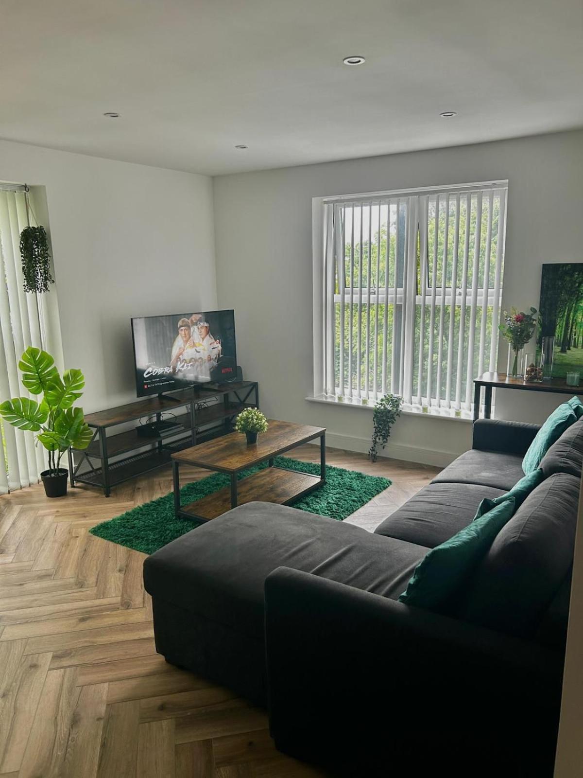 Brand New Luxury Modern Spacious Apartment
